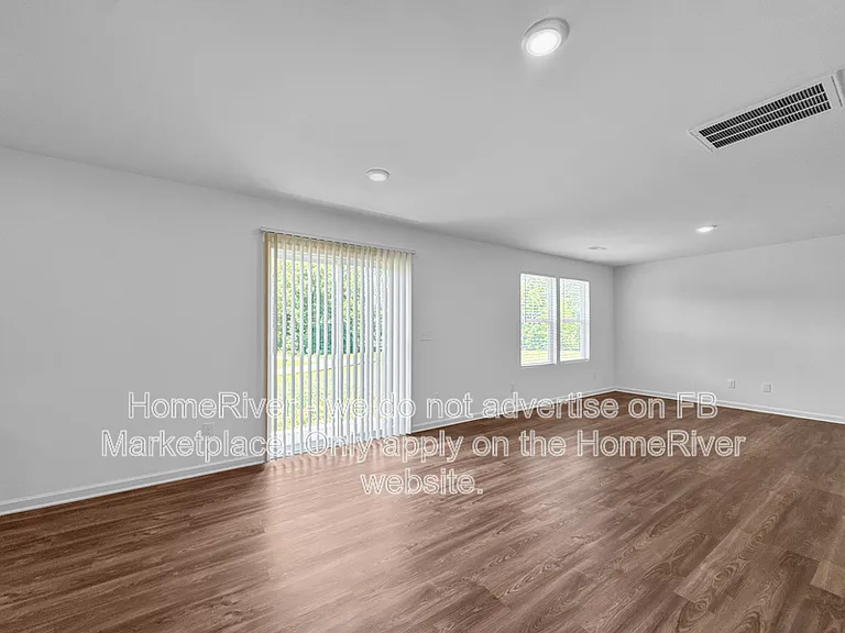 111 Weller Ln — Photo 4