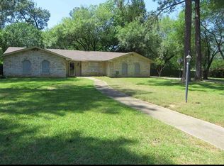 38 Rambling Rd, Longview, TX 75604