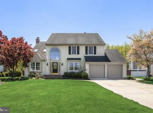19 Old Republic Ln, Marlton, NJ 08053