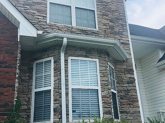 2nd image of 3419 Westbrook Dr