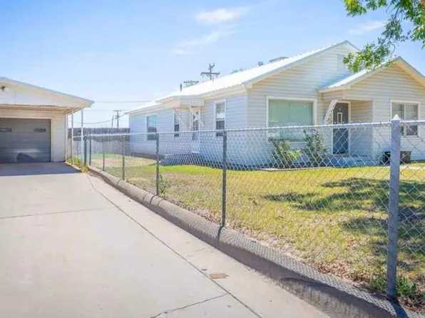1113 S 2nd St, Artesia, NM 88210