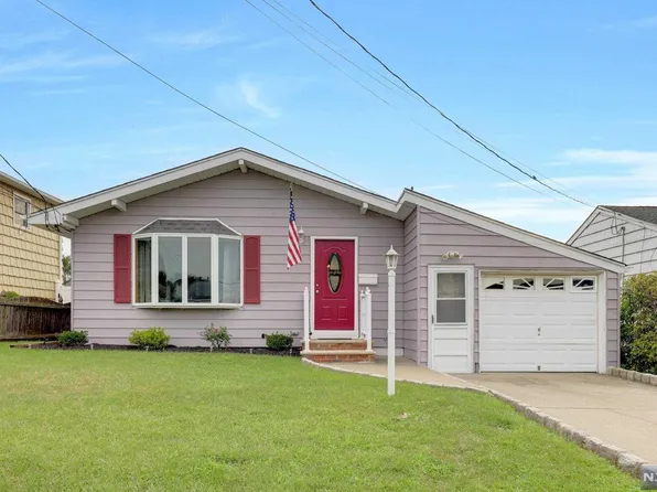 12 Moore Pl, North Arlington, NJ 07031