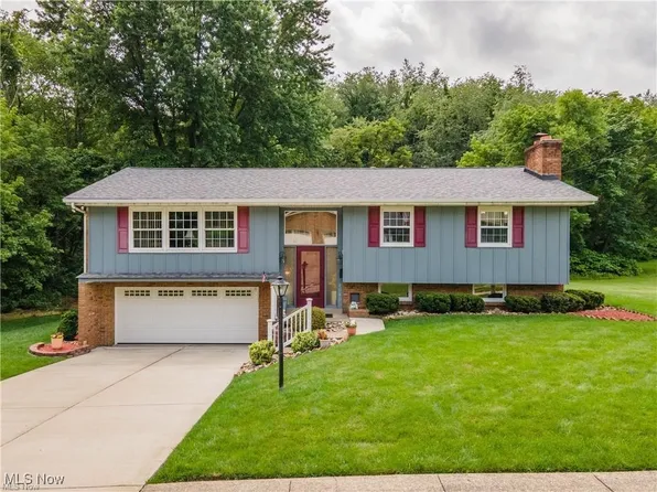 4040 Brightway St, Weirton, WV 26062