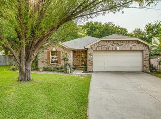 313 W Creek Dr, Royse City, TX 75189