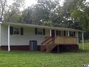 2nd image of 3641 Townsend Pl