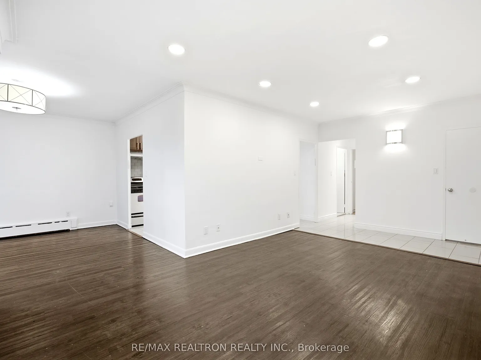 3 bed, $2,995 — Photo 4