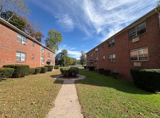 1222 Stanley St #1Z, New Britain, CT 06051