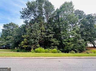 5860 Rolling Oaks Cir, Cumming, GA 30040