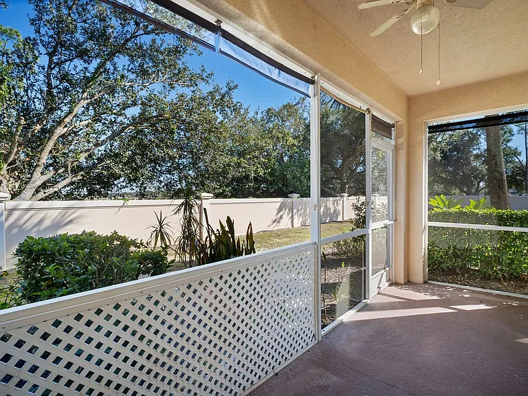 8535 Athena Ct — Photo 17