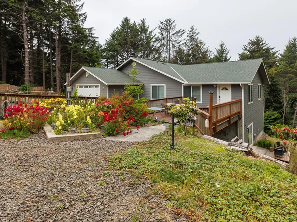 277 SE 130th Dr, South Beach, OR 97366