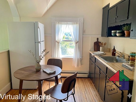 2nd image of 123 Orange St APT 1