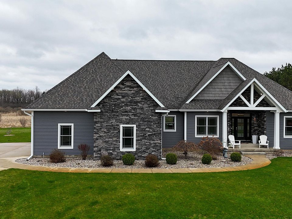 1st image of 3245 Paddock Ln