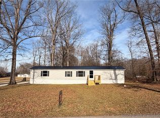 1260 E County Line Rd NE, Palmyra, IN 47164