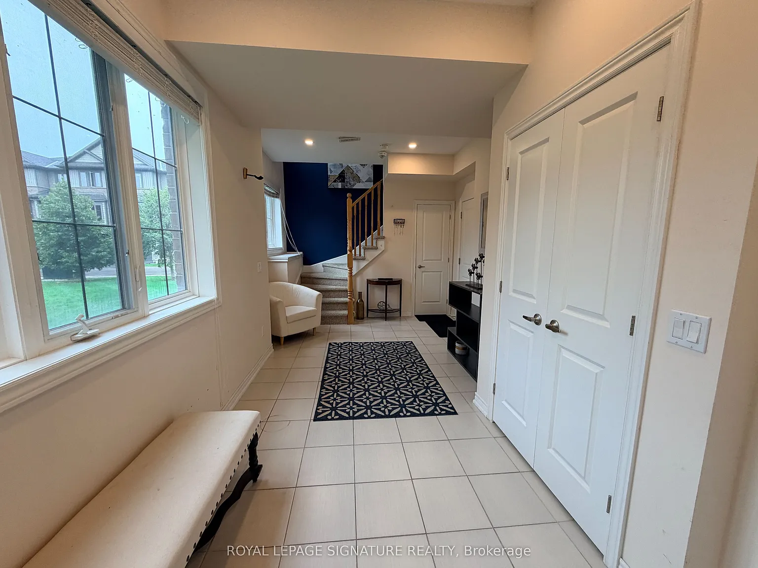 3 bed, $2,550 — Photo 2