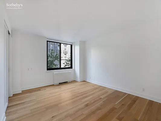 Rented by Sotheby's International Realty | media 14