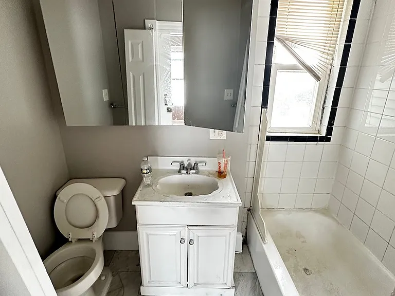 35 Adamson St #3 — Photo 14