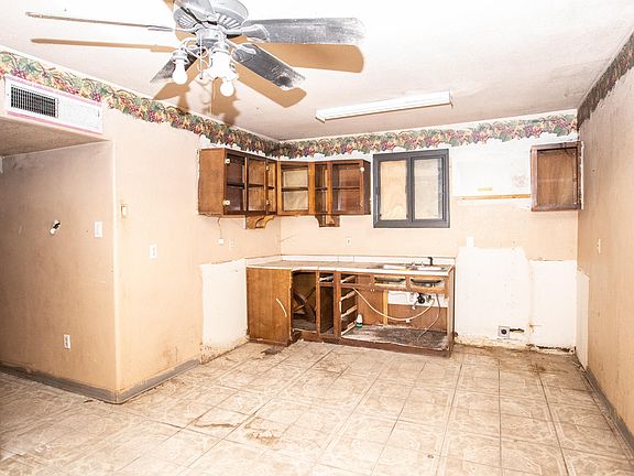 2nd image of 6350 S Dunton Ave