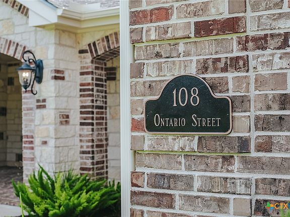 4th image of 108 Ontario St