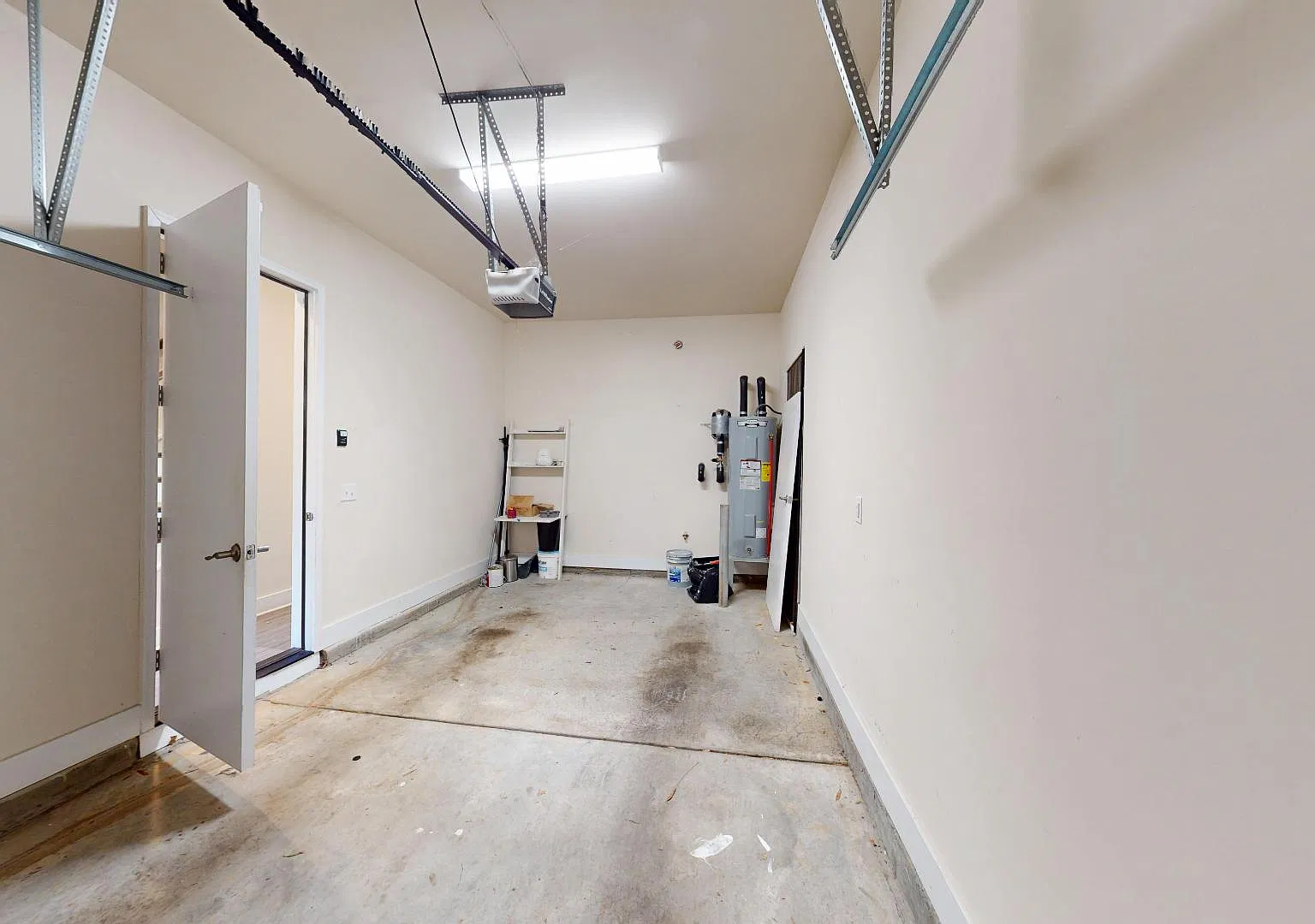 1057 McAlway Rd - 1057 McAlway Rd — Photo 3