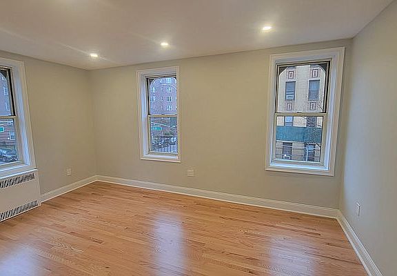 5th image of 7415 35th Ave