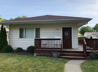 1921 K St, Ord, NE 68862