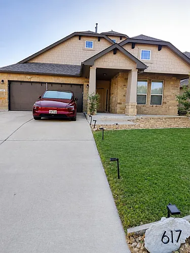 617 Cortona Ln Photo 1