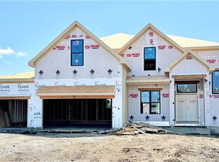 10341 N Potter Ave, Kansas City, MO 64157