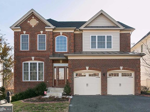 2nd image of 4008 Bridle Ridge Rd