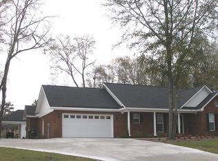 104 Riley Ct, Springfield, GA 31329