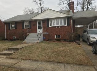 9006 Wallace Rd, Lanham, MD 20706