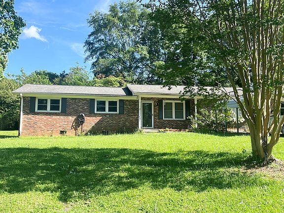 2nd image of 424 Sherwood Dr