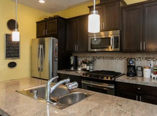 871 4th Ave NE, Issaquah, WA 98029