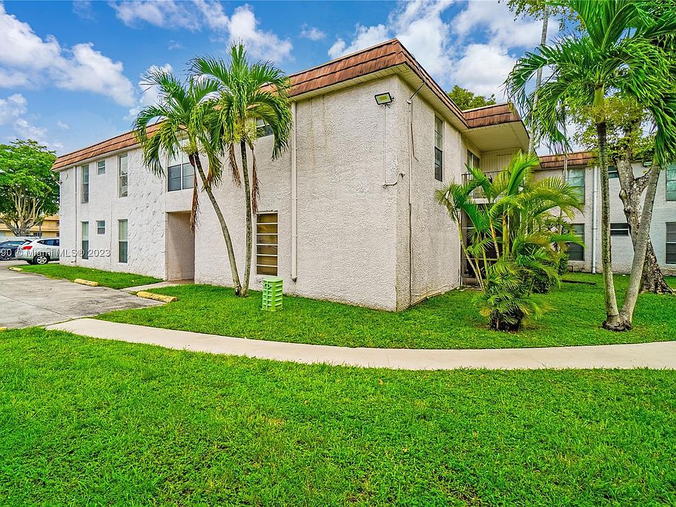 10395 N Kendall Dr APT V7, Miami, FL 33176 | Zillow