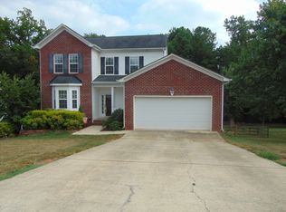 125 Deerfield Dr, Mount Holly, NC 28120