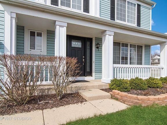 3rd image of 1549 Charlotte Cir