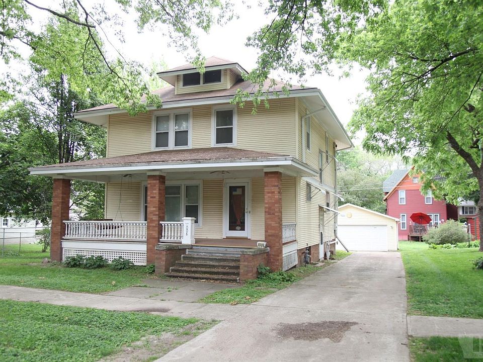 1st image of 1008 E Joy St