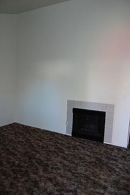 3rd image of 814 Ponce De Leon Ave
