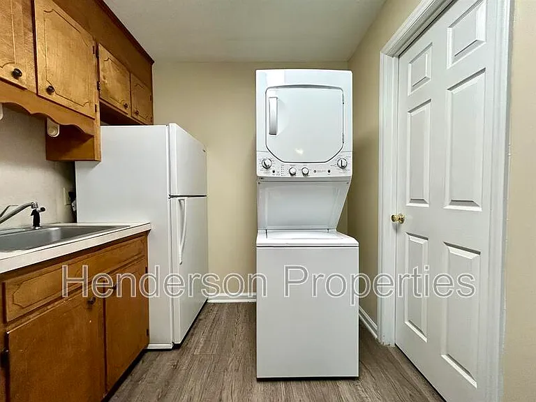 1442 Riverview Rd #114 — Photo 9