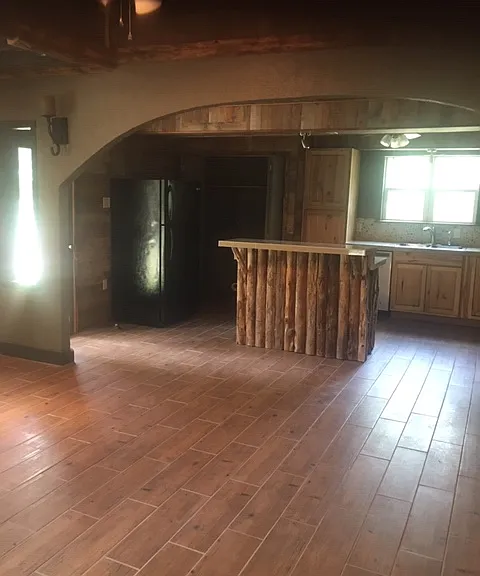 8851 Private Road 5204 — Photo 6