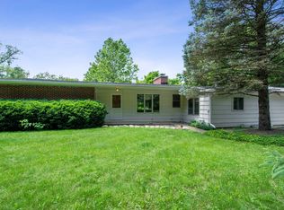 10109 Haegers Bend Rd, Algonquin, IL 60102