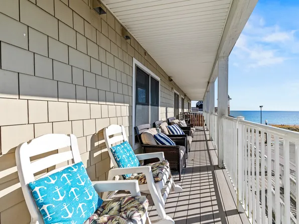 1 E Grand Ave, Old Orchard Beach, ME