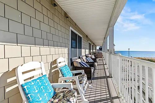 1 E Grand Ave #208 Photo 1