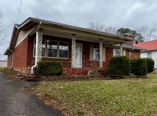 912 Princeton St, Providence, KY 42450