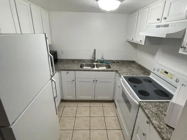 2692 N 43rd Ave #31A, Phoenix, AZ 85009