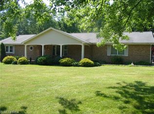 4087 Edenrock Dr, Canfield, OH 44406