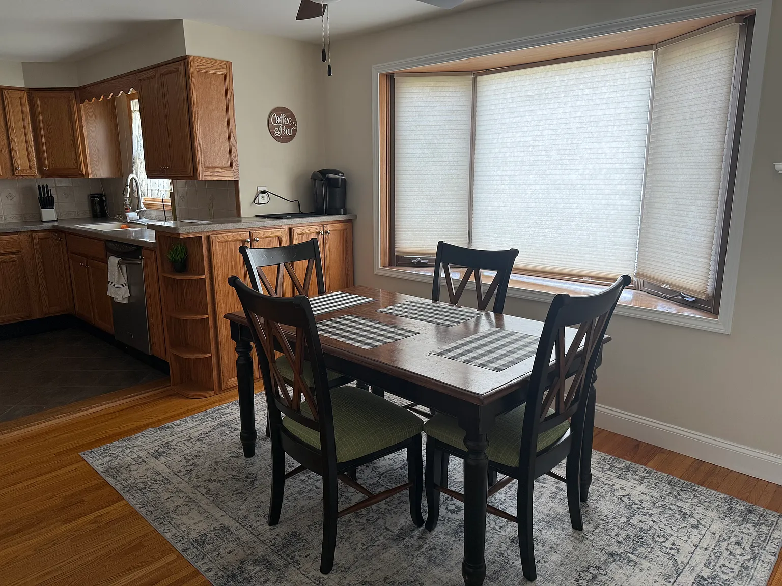 2 bed, 1666 sqft, $2,395 — Photo 4