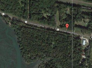 18 Mustang Ln, St Helena Is, SC 29920