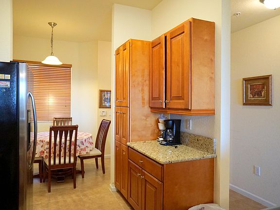 3rd image of 3500 Oaks Clubhouse Dr APT 502