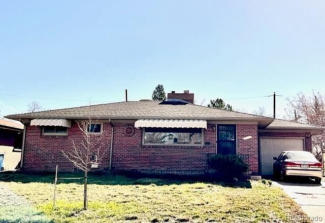 1st image of 2250 Lansing St
