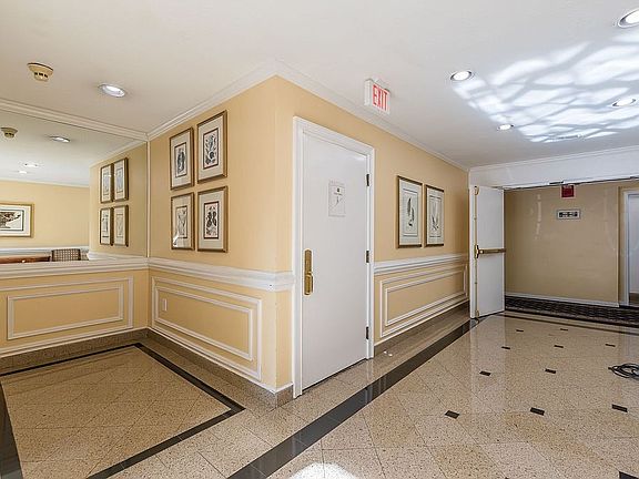 4th image of 4314 Pine Heights Dr NE #4
